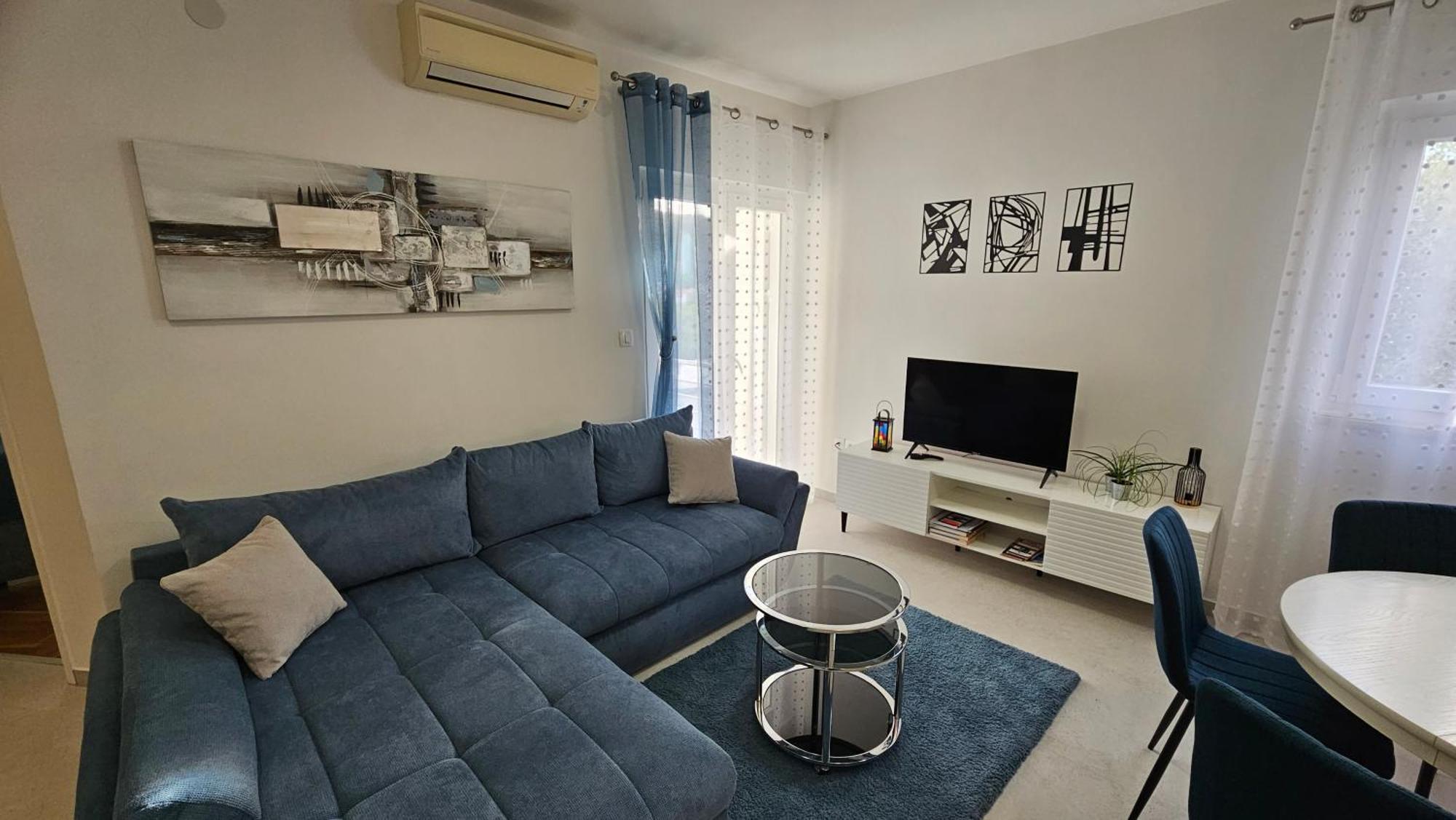 Apartmani Lidija 로파르 외부 사진