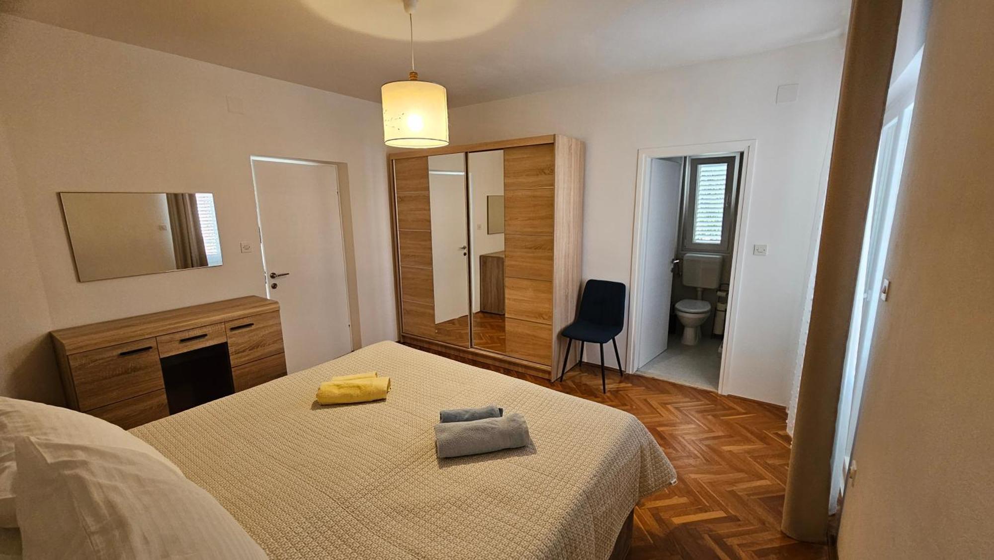 Apartmani Lidija 로파르 외부 사진